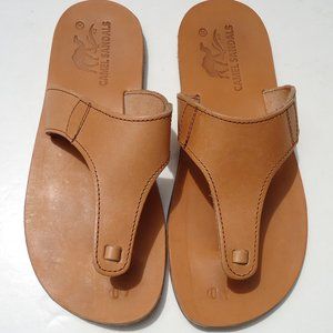 SIZE 40. CAMEL (brand) leather thongs sandals.
